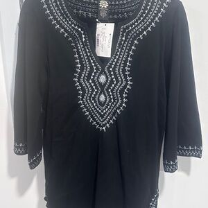Lucky Brand Black Embroidered Tunic Top | Size M | NWT